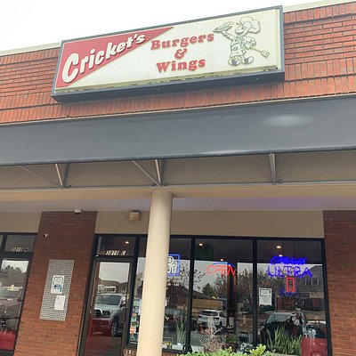 CricketsBurgers &Wings
